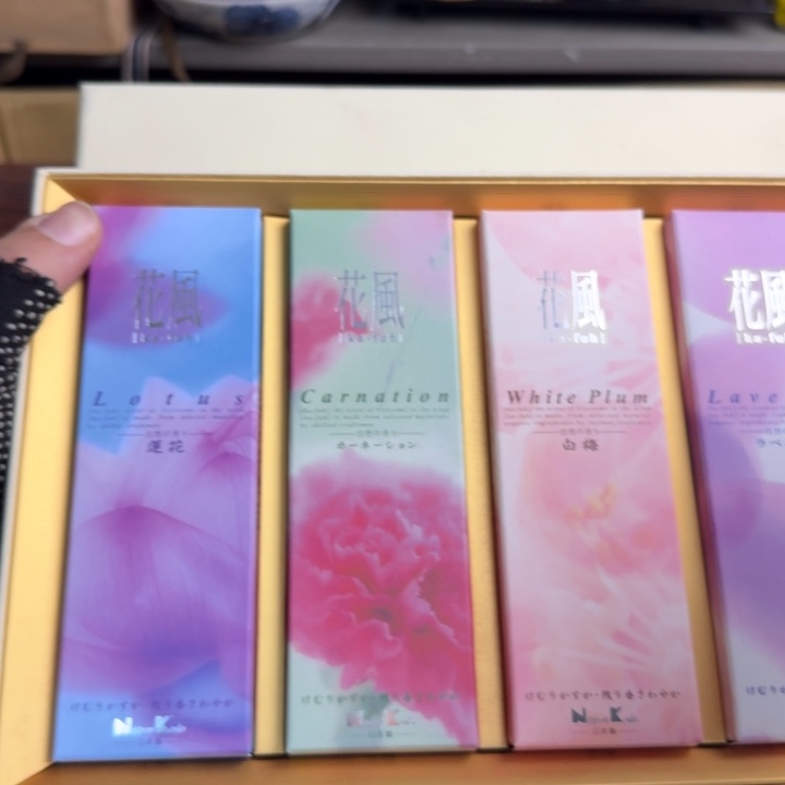 砖雕瓷器工艺品摆件等