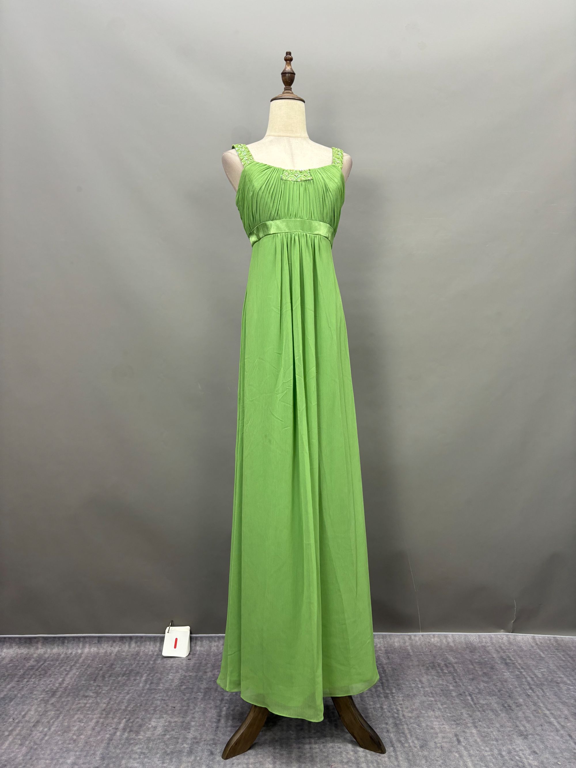 L码绿色长款仙气飘飘宴会晚装酒会主持雪纺演出服伴娘服气质
