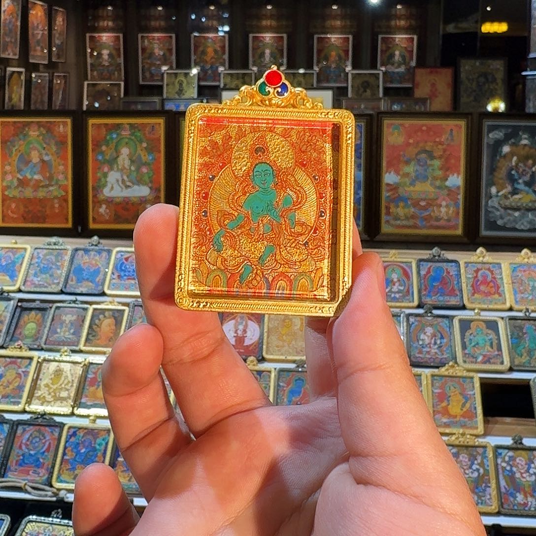 没***猪吊坠发发发发发发发发发发 