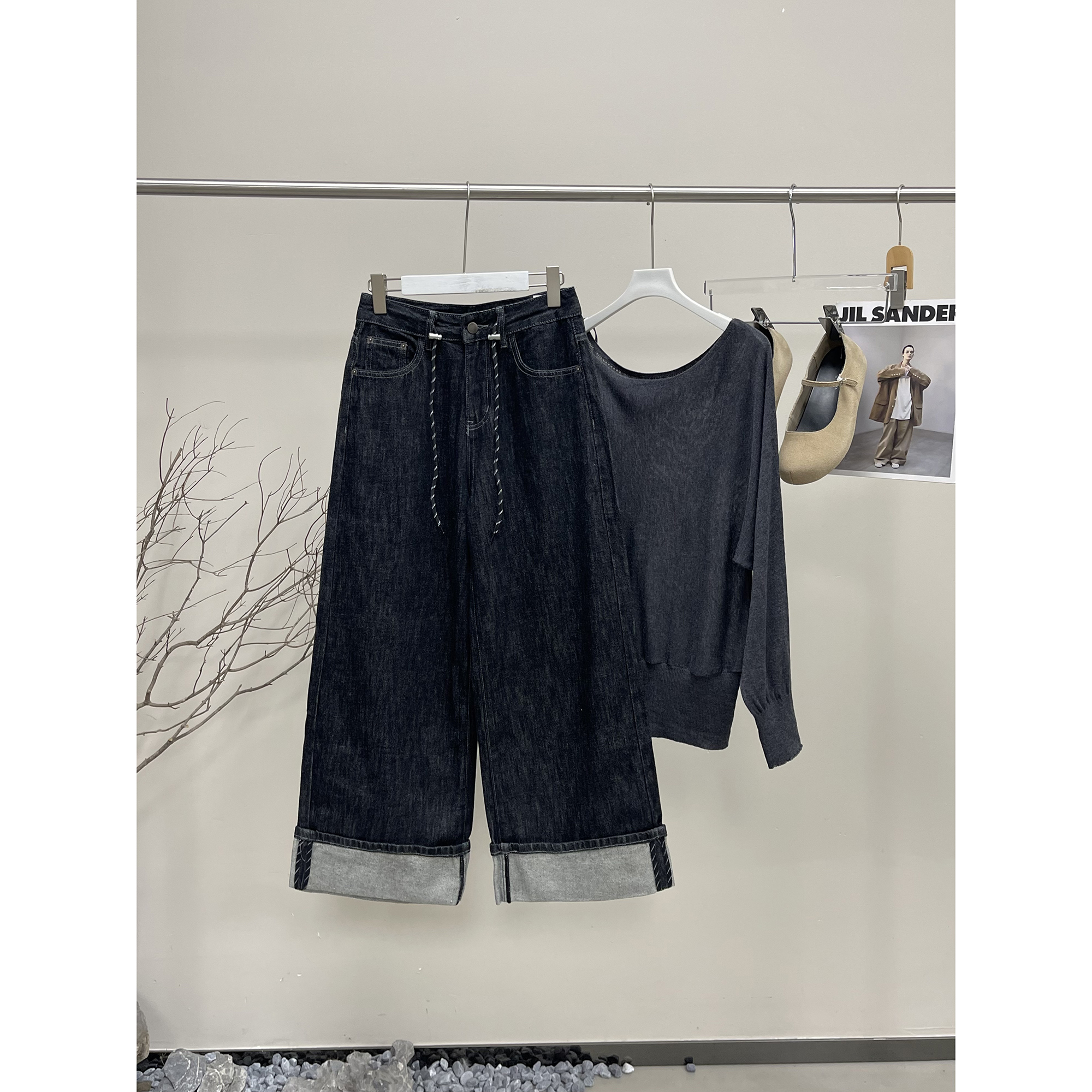 卷边裤脚黑金色阔腿牛仔裤52192