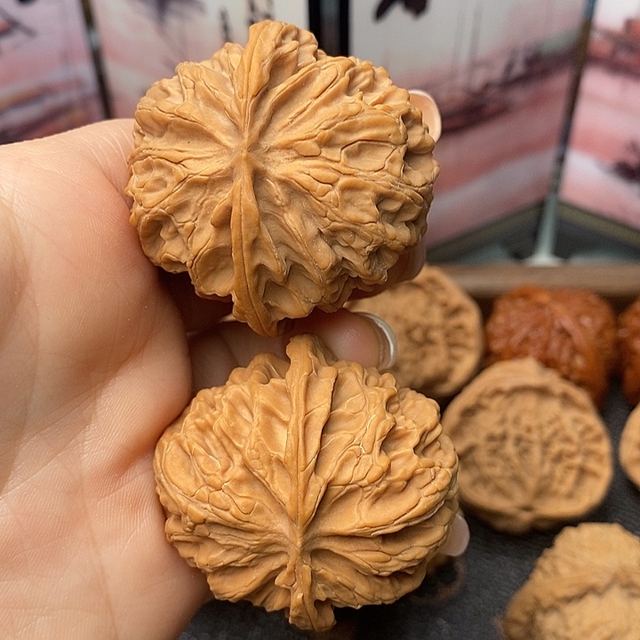 文玩核桃吊坠42苹果园