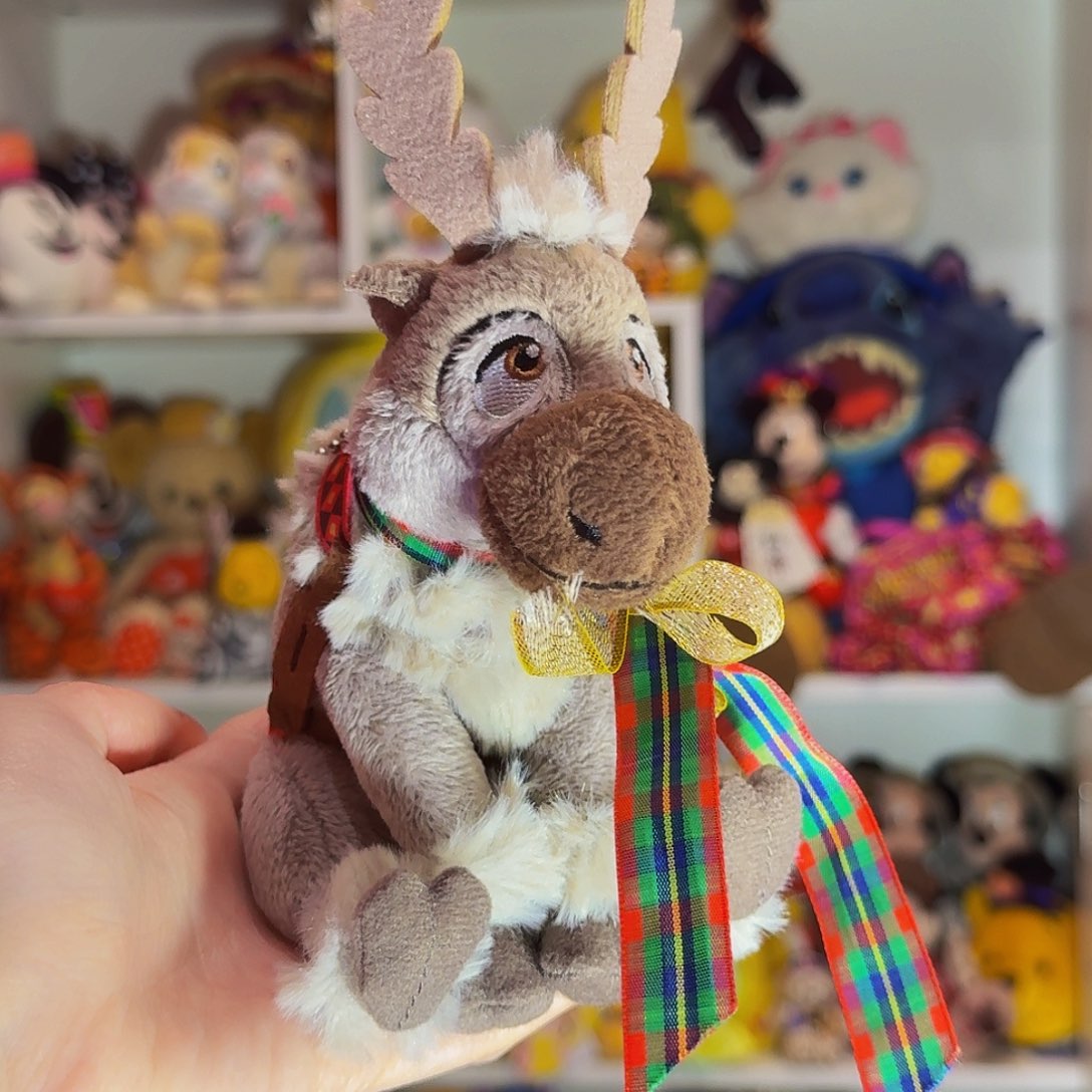 毛绒冰雪奇缘麋鹿挂件