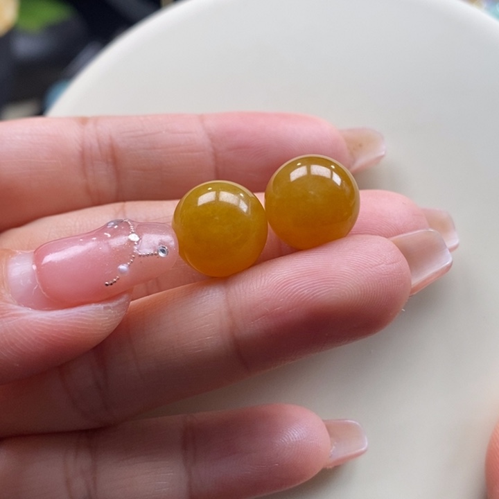 翡翠吊坠(不含链)未镶嵌翡翠多样性发其一（只发一个）