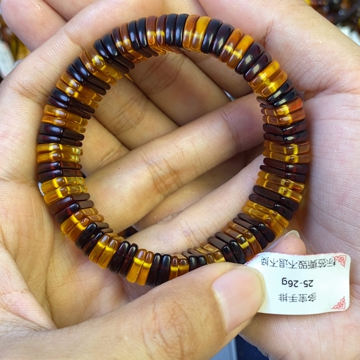 未镶嵌琥珀珠宝奇石