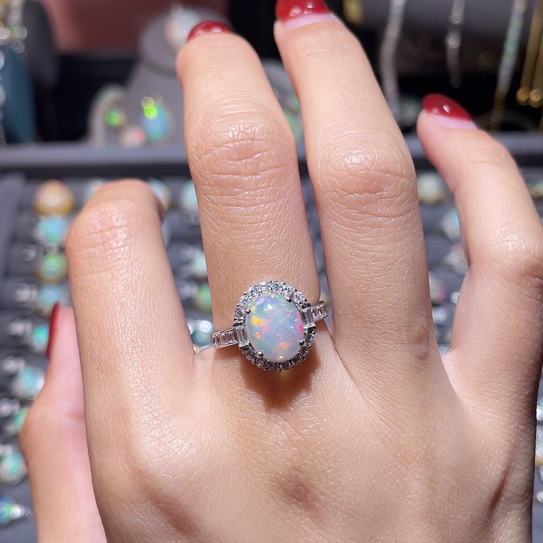 银S925镶嵌欧泊戒指）冷*