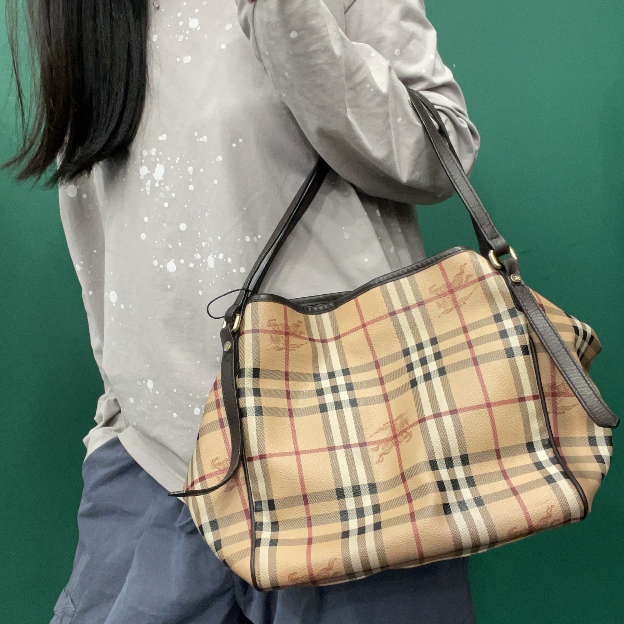 95新 BURBERRY/博柏利 【KK】 27HP11 格纹战马托特单肩包