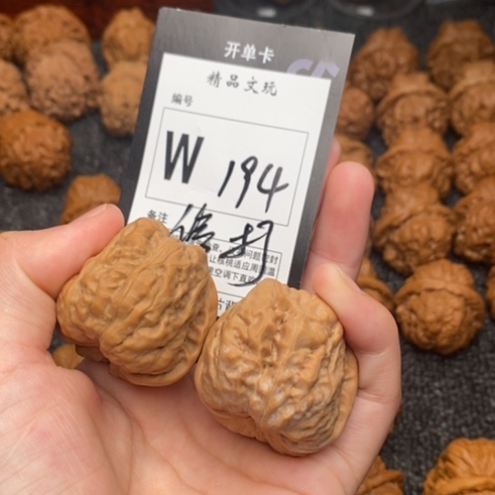 吊坠桃核我是第一百37