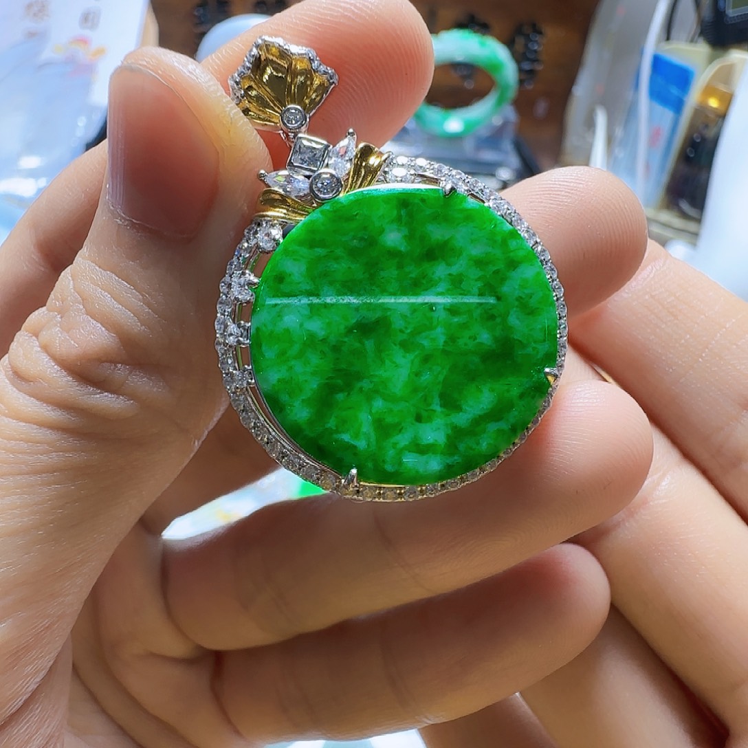 翡翠未镶嵌手镯翡翠660