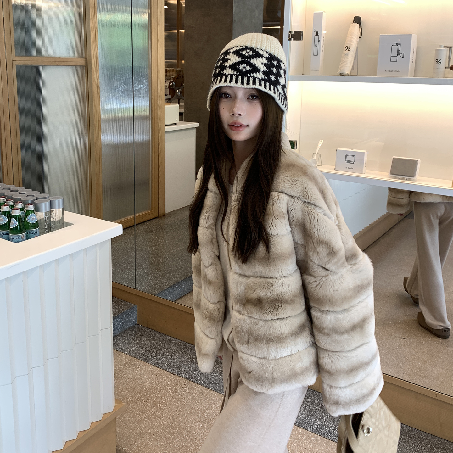 2025新款进口雷克斯濑兔毛皮草外套女整皮冬季毛毛大衣V领保暖