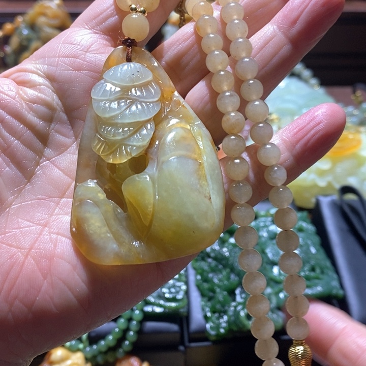 岫玉毛衣链未镶嵌