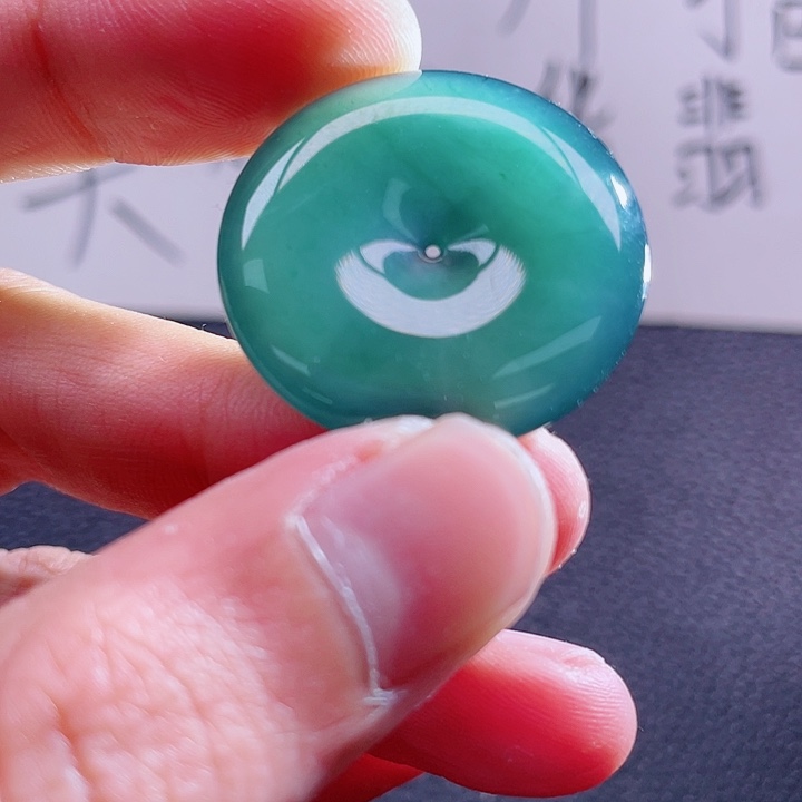 翡翠颈饰未镶嵌99999999