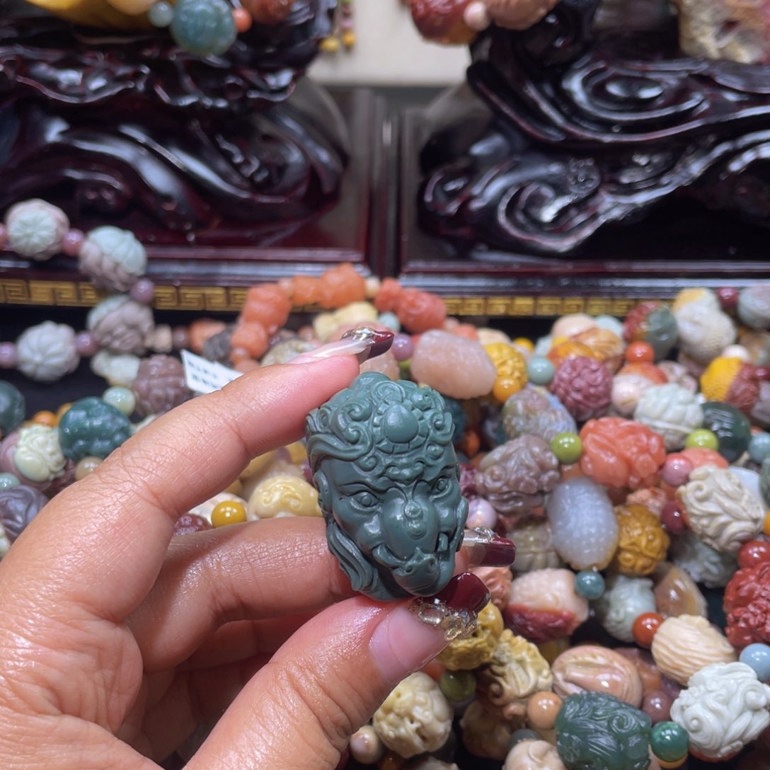 石英质玉手链未镶嵌