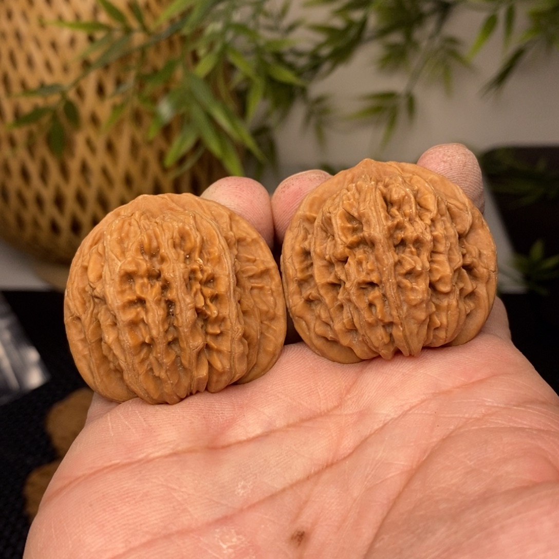 楚***~吊坠文玩核桃四座楼核桃