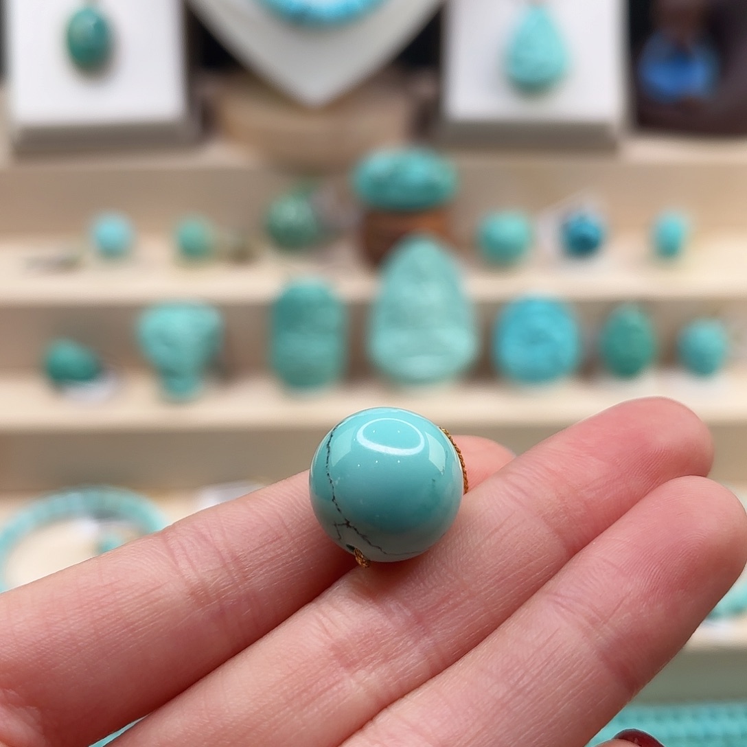 绿松石配饰未镶嵌