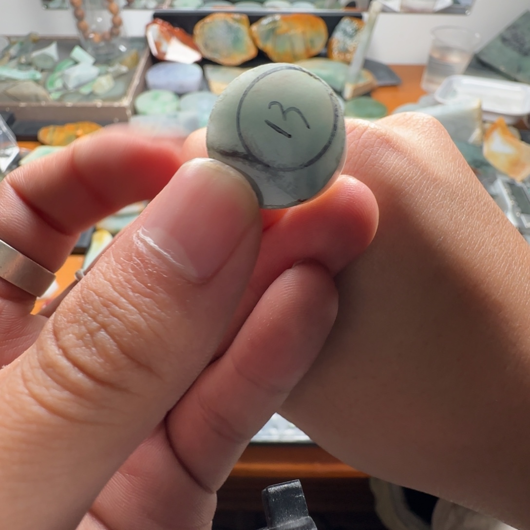 定制翡翠未镶嵌材料