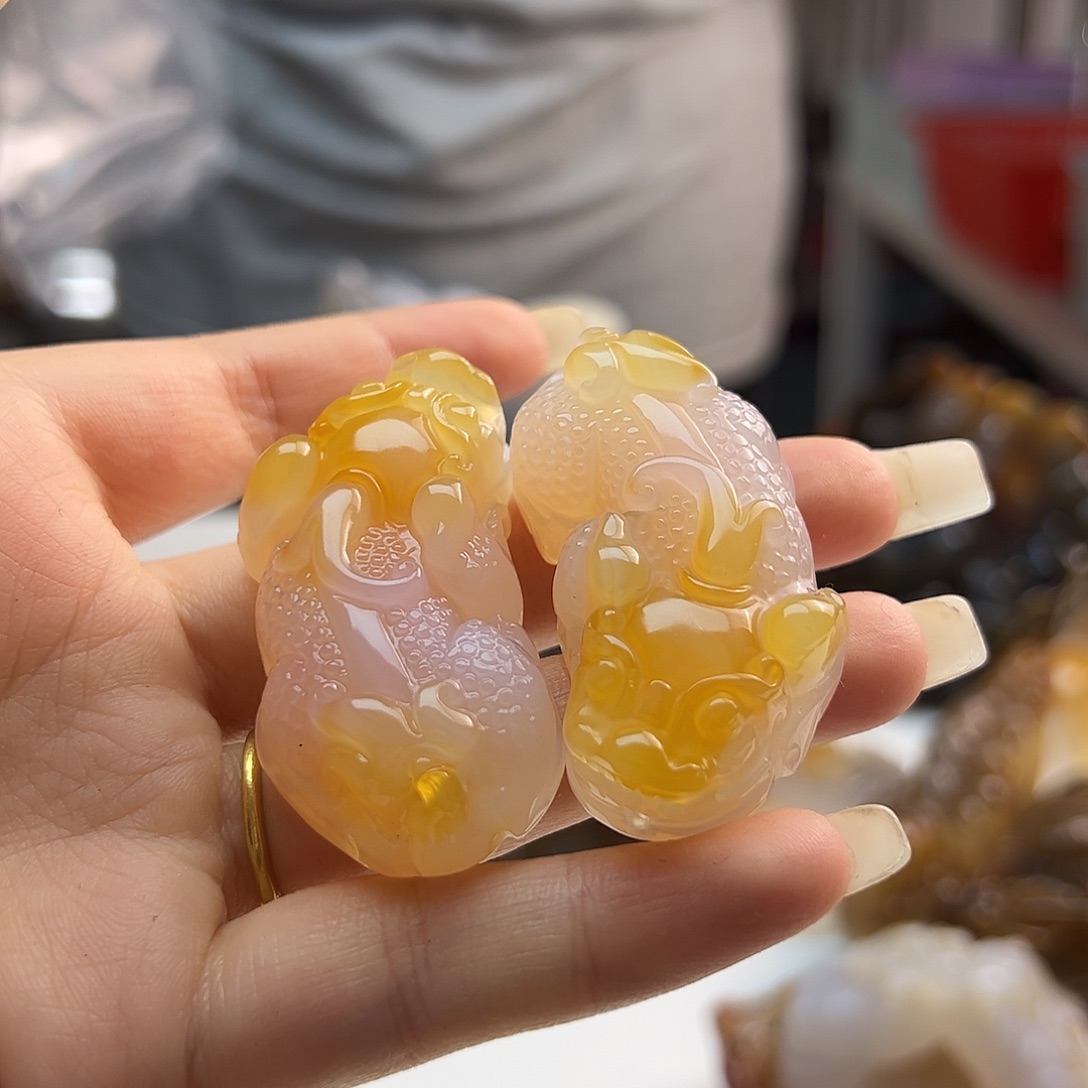 玛瑙/玉髓未镶嵌吊坠(不含链)