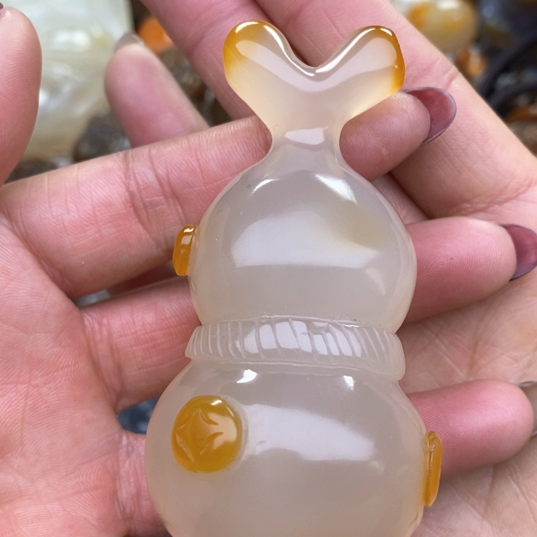 玛瑙/玉髓把件未镶嵌