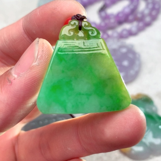 翡翠吊坠(不含链)未镶嵌