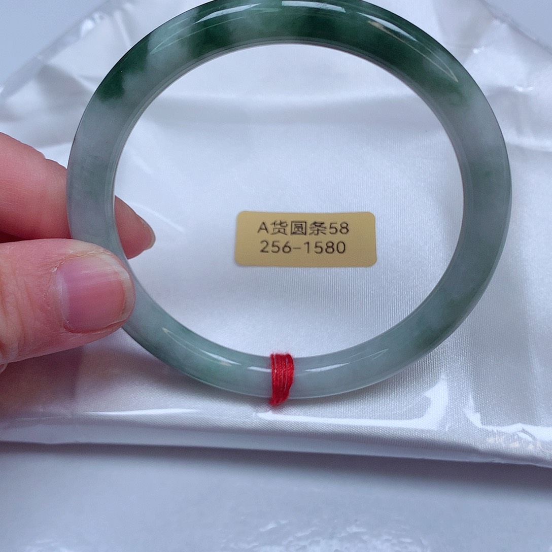 翡翠手镯未镶嵌256号