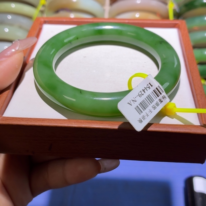 和田玉未镶嵌手镯17号55.7+