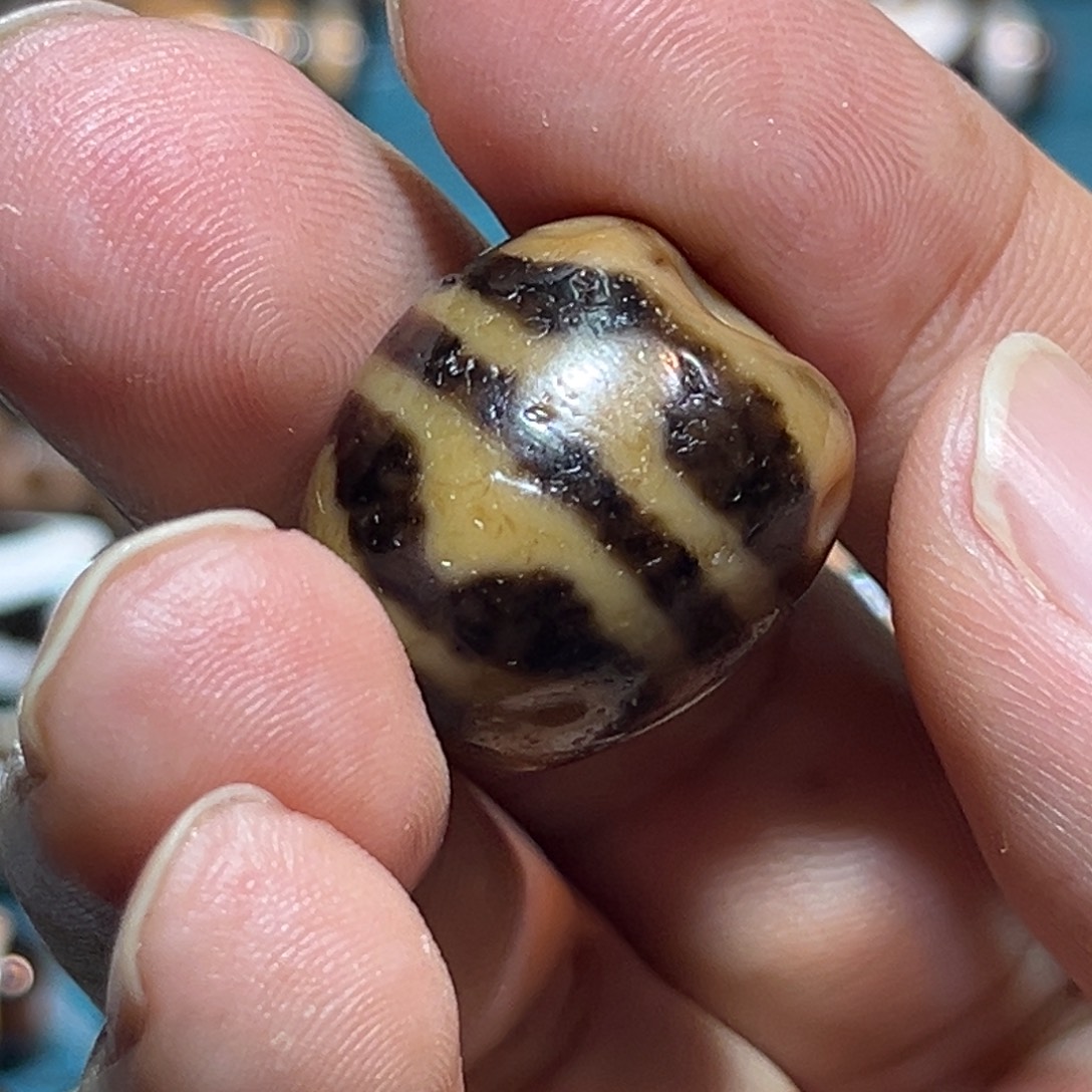 用***1玛瑙/玉髓未镶嵌颈饰