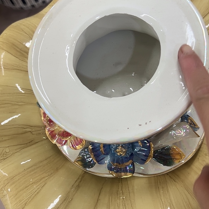 陶瓷瑕。。。。。。。。？。。。。。。