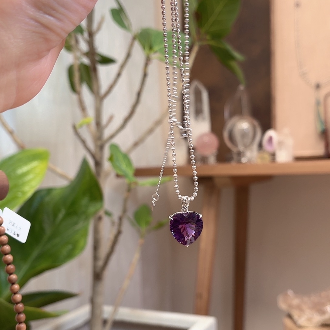 银S925镶嵌颈饰紫晶爱心