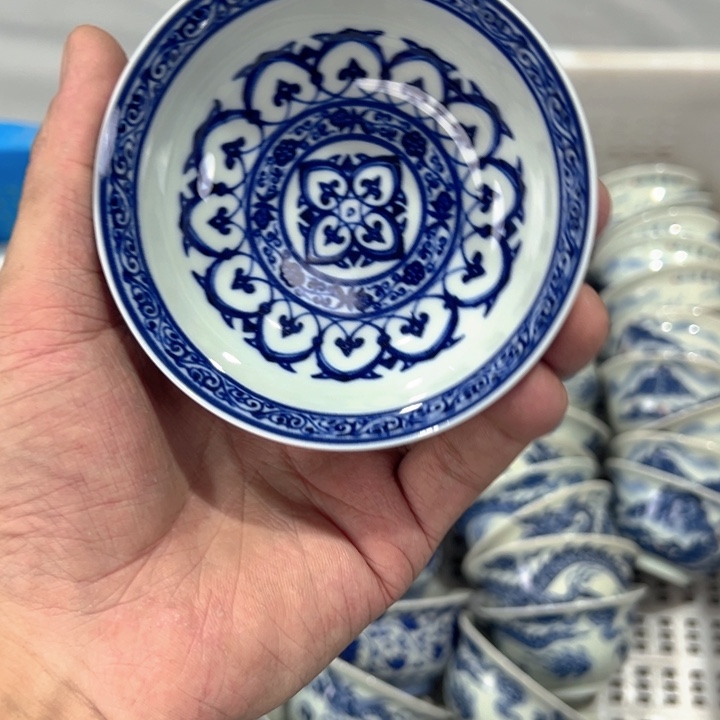 瓷片白青花宝相普洱杯全品