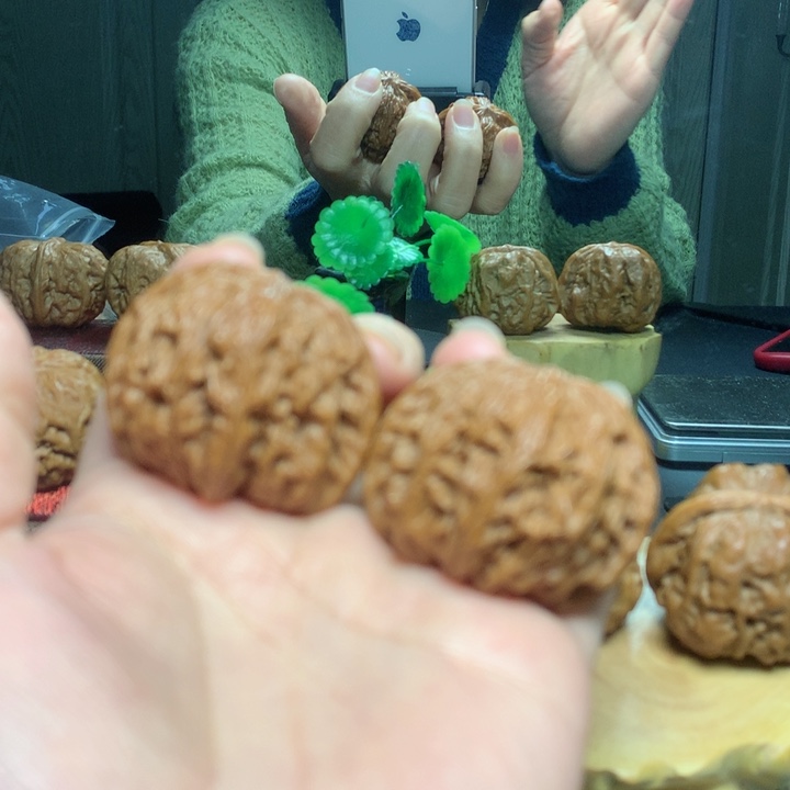 文玩核桃吊坠逆**舟山地磨盘42