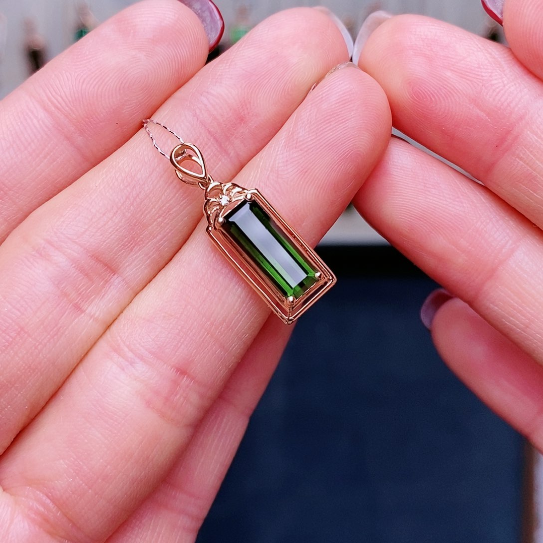 绿色碧玺吊坠18K金镶嵌
