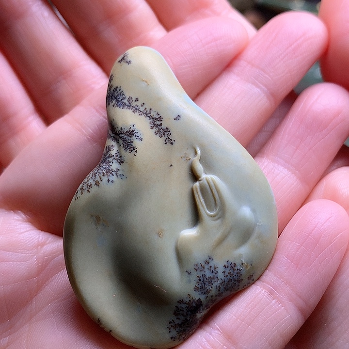 岫岩河磨玉（透闪石质玉）挂件未镶嵌