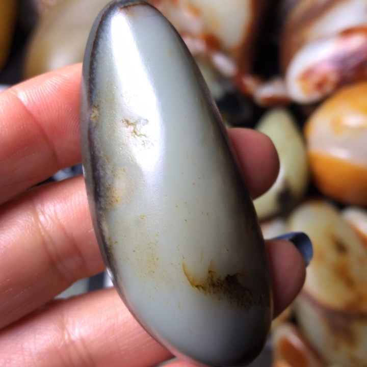 和田玉未镶嵌珠宝奇石