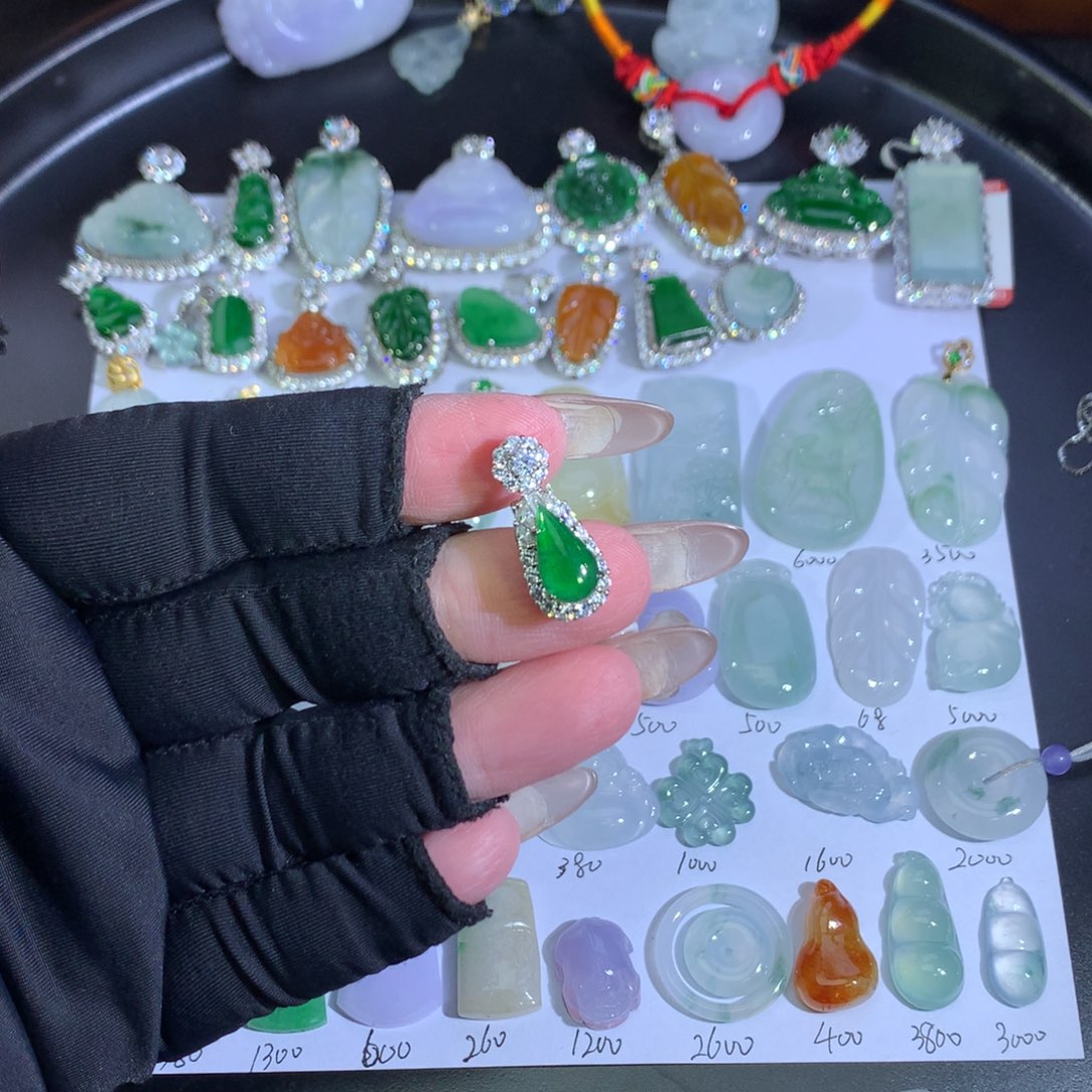 翡翠银S925镶嵌吊坠(不含链)绿水滴