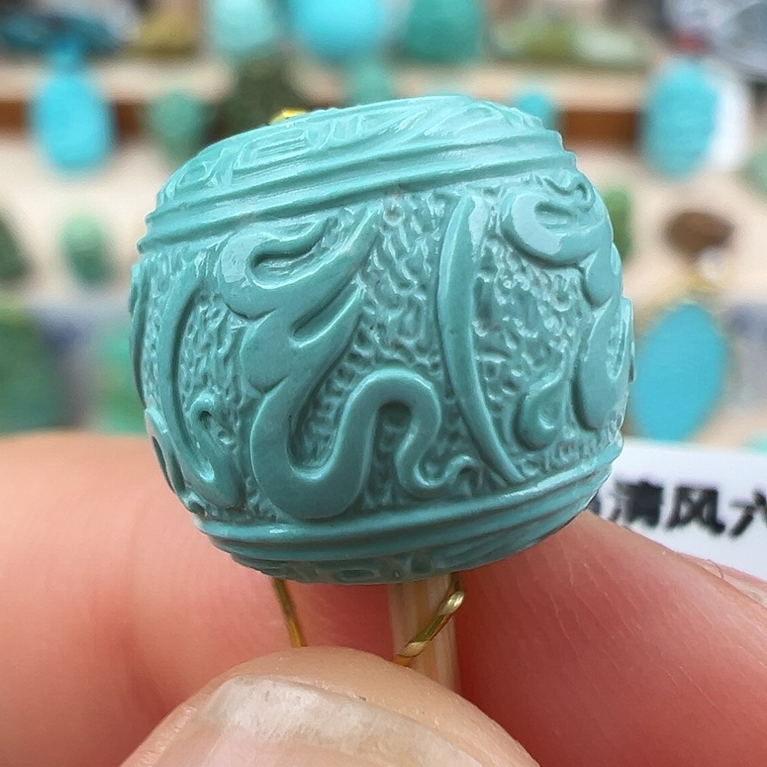 绿松石配饰未镶嵌