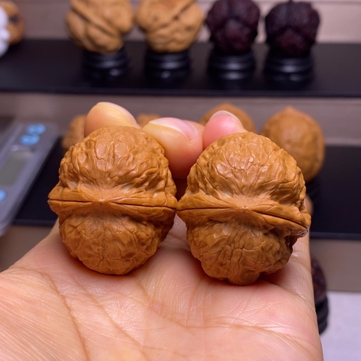 把件文玩核桃粗筋钢炮40