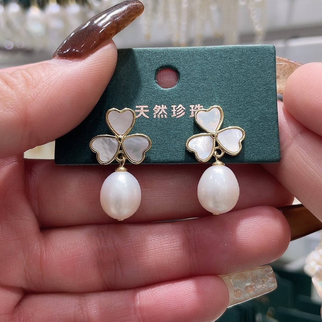 银S925镶嵌淡水珍珠耳饰