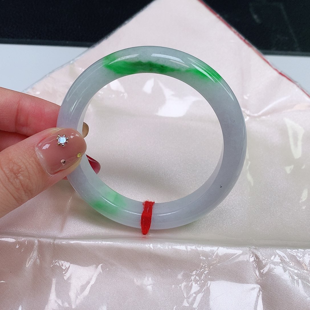 翡翠手镯未镶嵌天然翡翠A货033