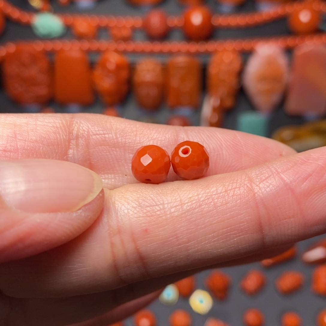 南红玛瑙纯色精工对珠未镶嵌萬