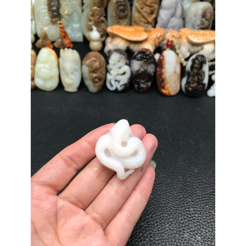 和田玉蛇，实物漂亮，