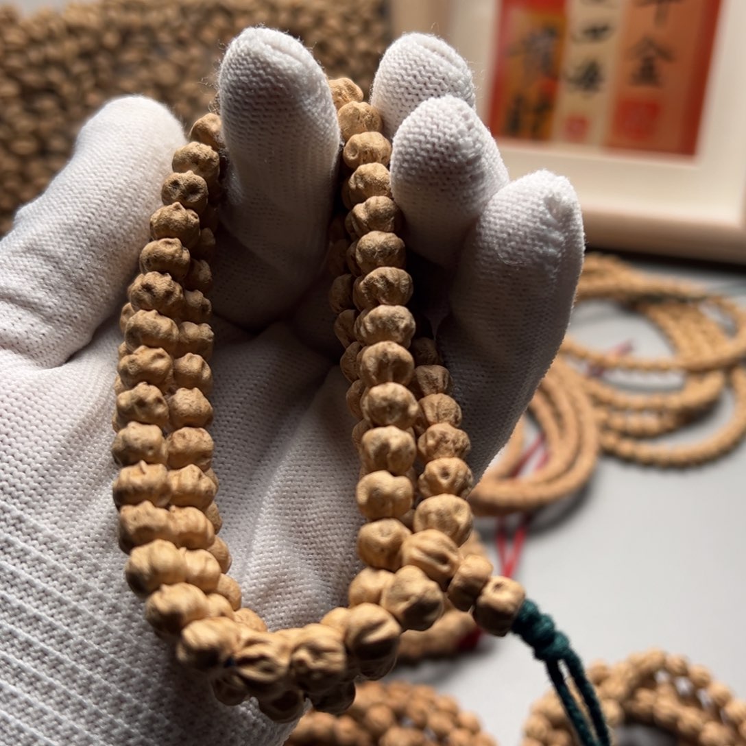 柏香籽/百香籽吊坠.**￴