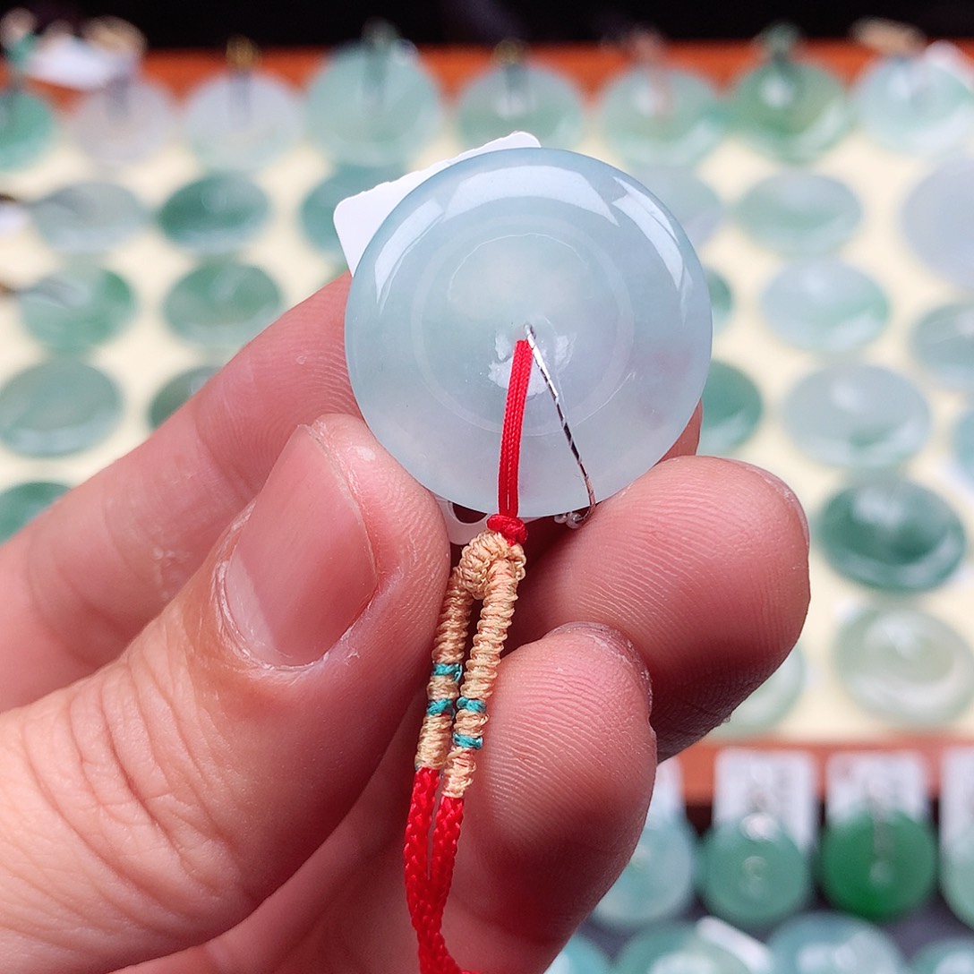 翡翠未镶嵌颈饰24.1-5.2mm