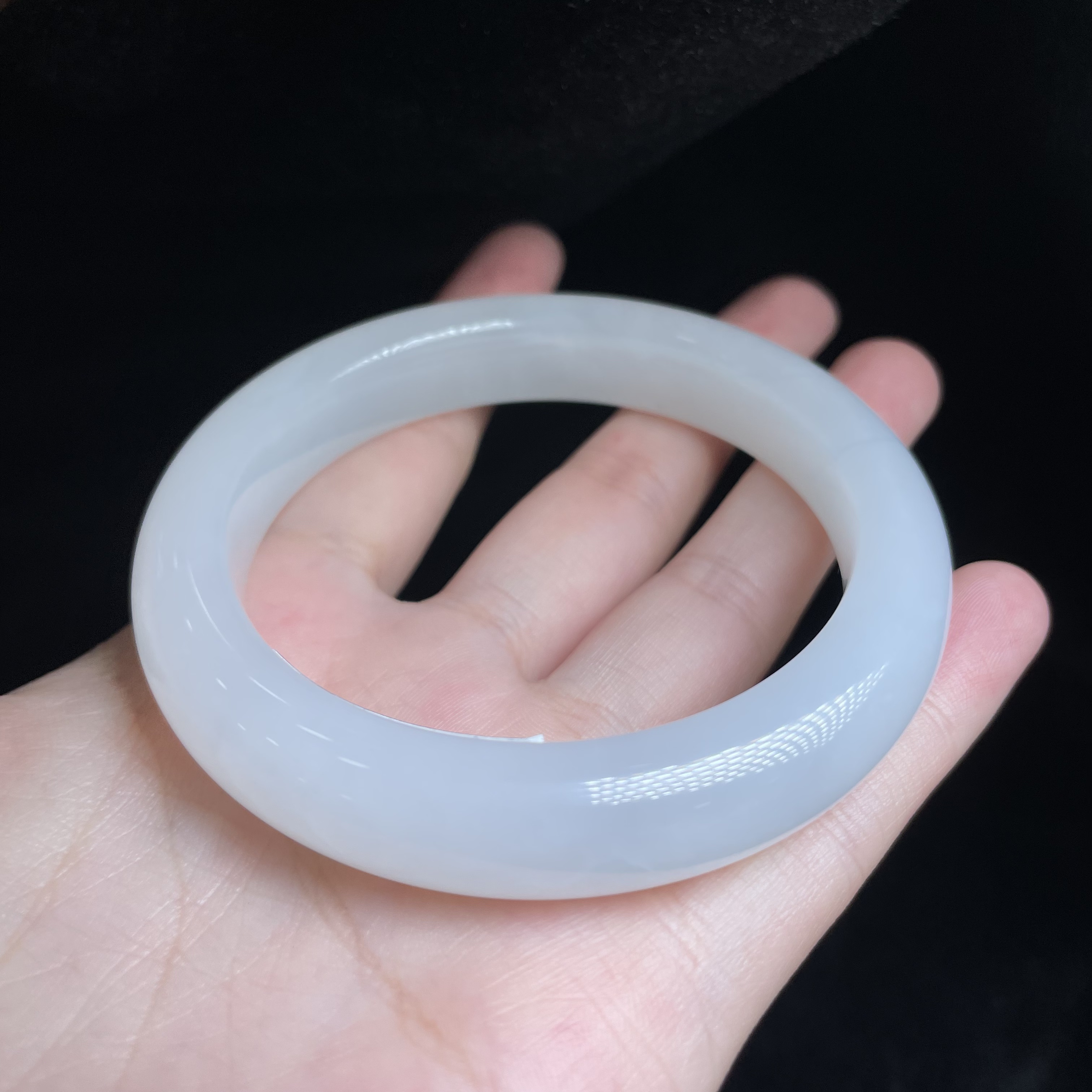 L【玉氏珠宝】和田玉白玉手镯 多样性 发一CAN1670099