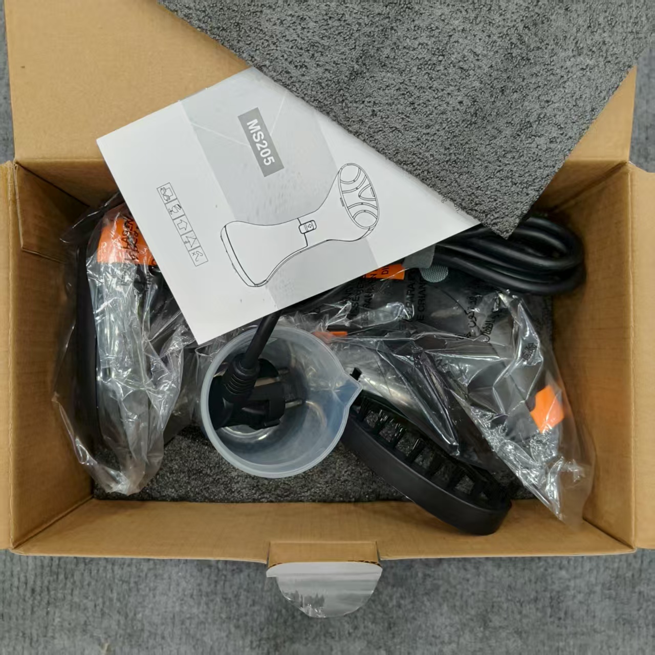 手持熨烫机    模型