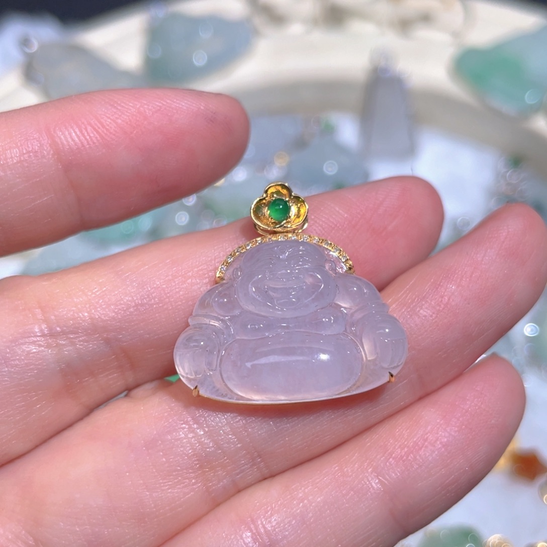 翡翠颈饰18K金镶嵌翡翠