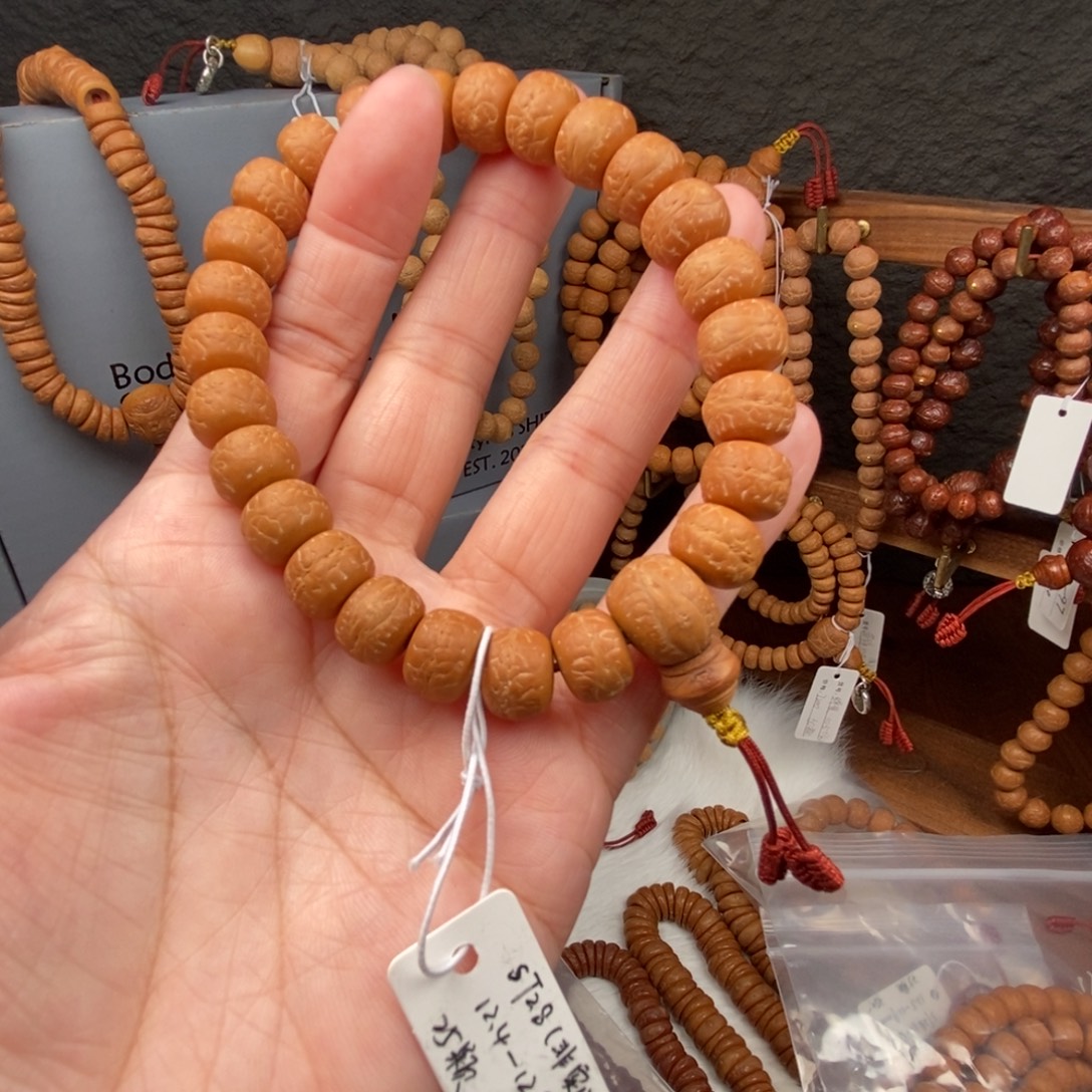 手串凤眼菩提藏式直切，12.4-12.8尺25颗