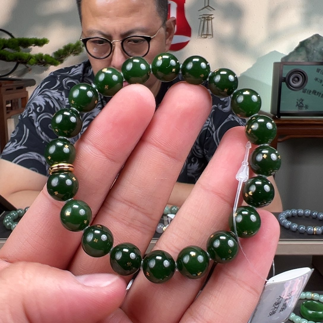和田玉未镶嵌手链卡10mm藏物菠菜绿