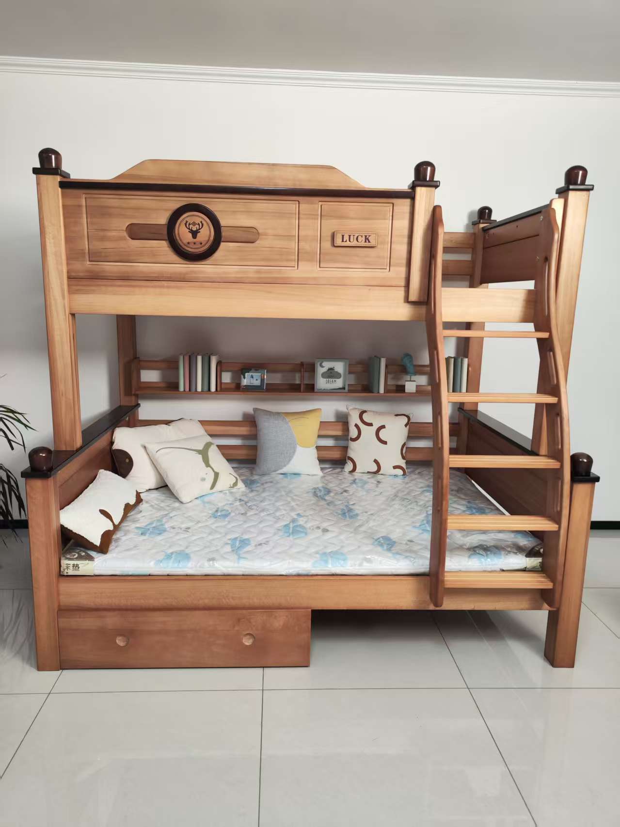 全实木鹅掌楸子母床高低床双人床书桌床柜一体环保衣柜儿童