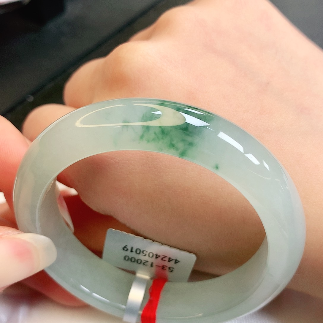 【闪购商品】翡翠手镯未镶嵌缅甸天然a货翡翠