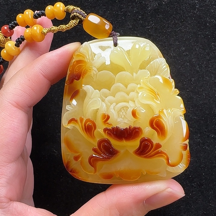 未镶嵌蜜蜡珠宝奇石