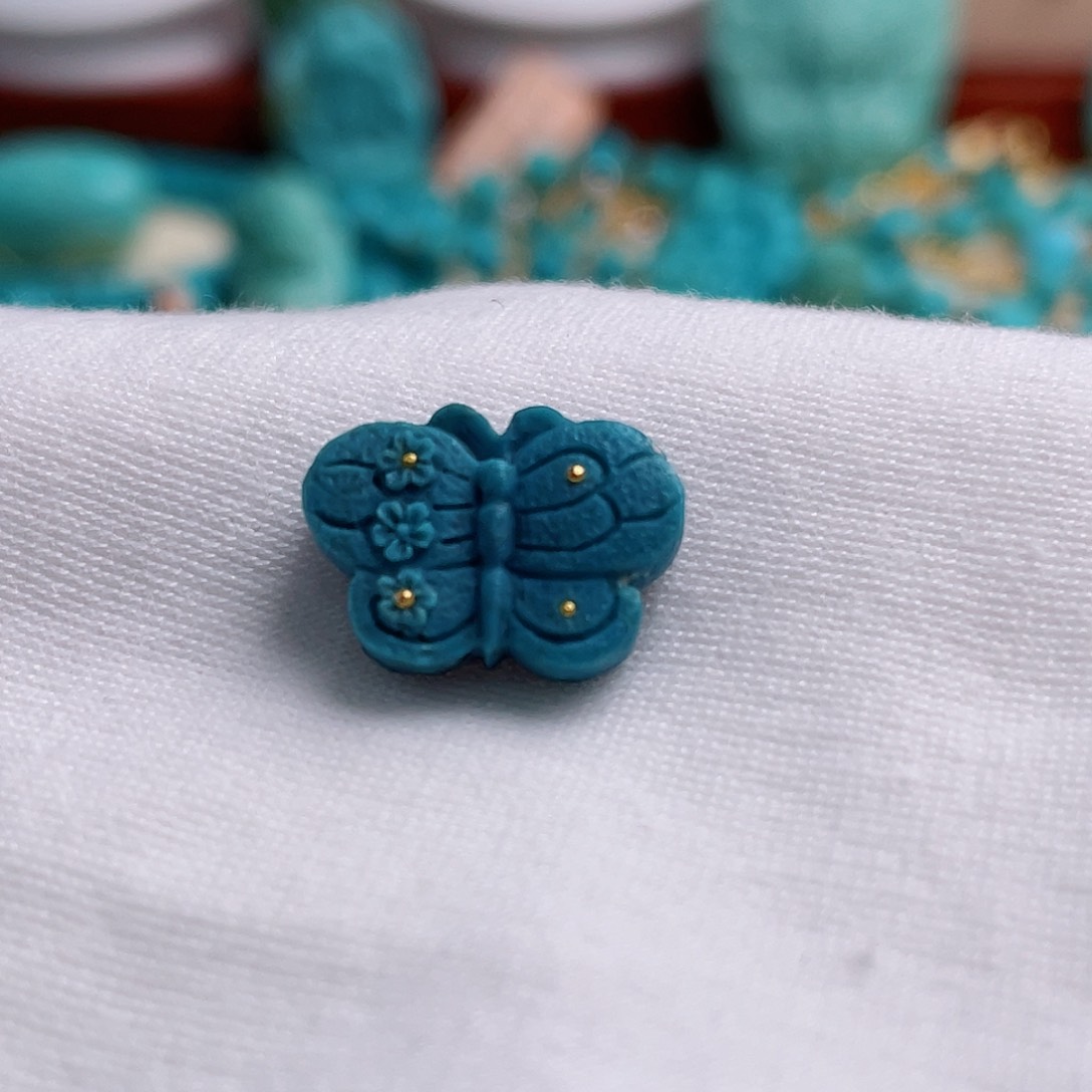 未镶嵌绿松石珠宝奇石